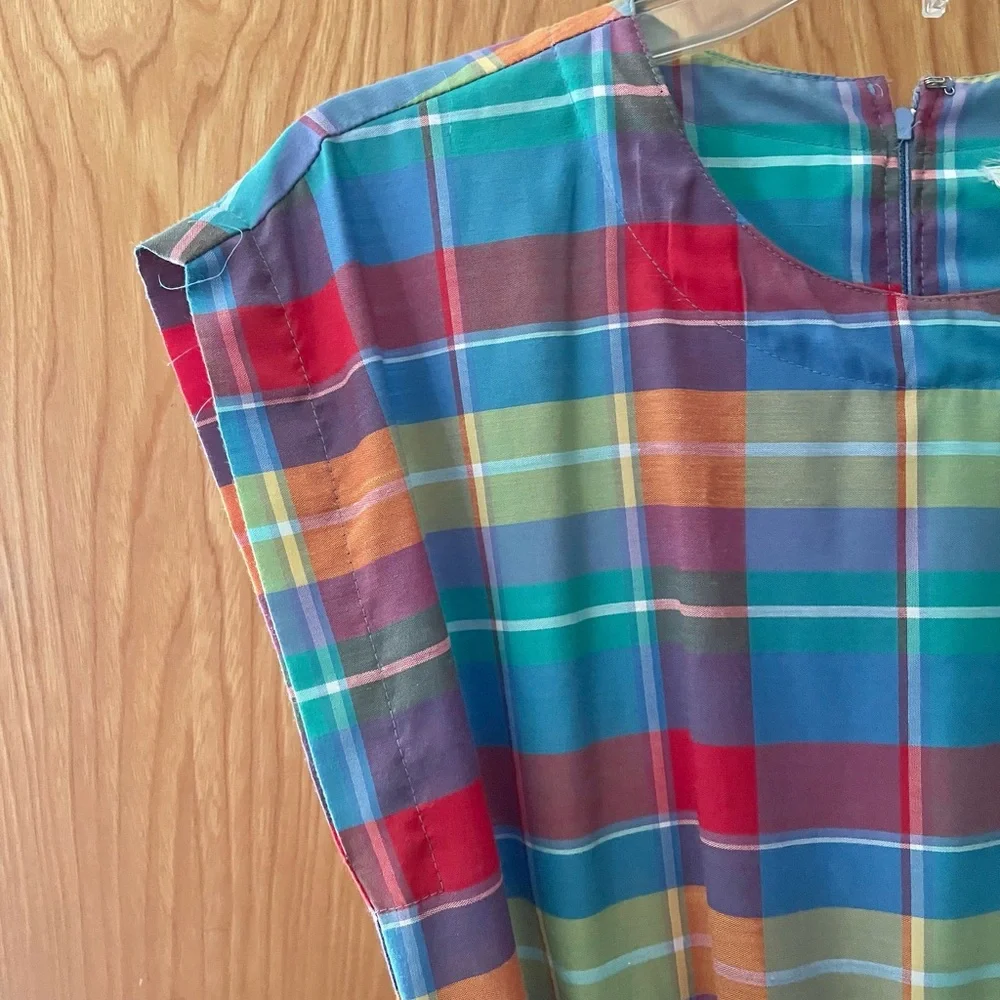 Vintage plaid picnic dress, blue & red with matching belt, side buttons, medium - Picture 4 of 10